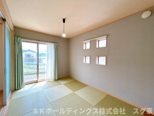 福知山市野花戸建ての和室