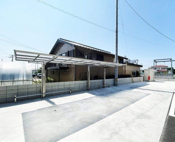 ココカラハウス川内5　Aの駐車場