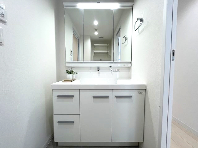 ユアコート武蔵藤沢の独立洗面台|独立洗面台で身支度をすべて済ませてしまいましょう