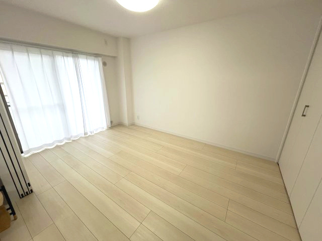 ユアコート武蔵藤沢の洋室|スタンダードな洋室です