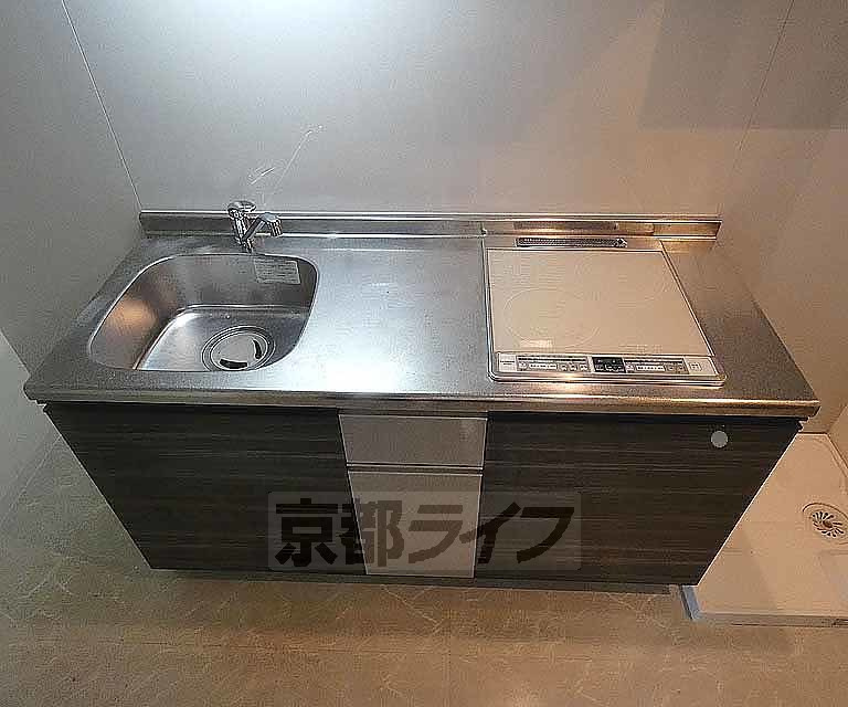 SILK HOUSEとなみ 2号館のキッチン