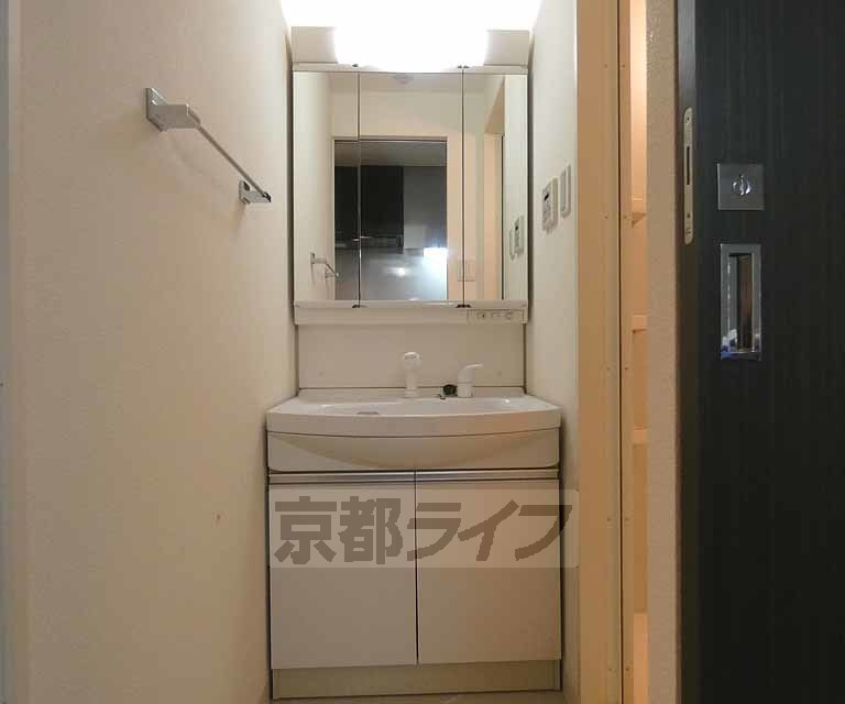 SILK HOUSEとなみ 2号館の洗面所