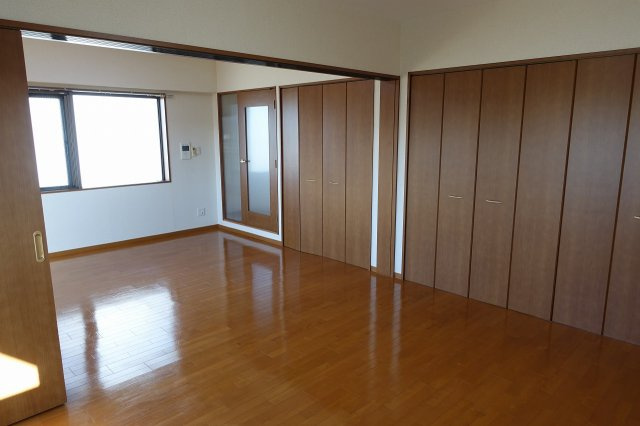 キャッスルプラザ甲子園アネックスの洋室