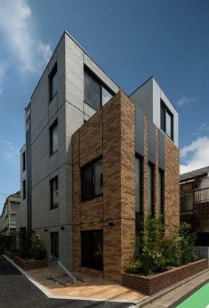 【外観】 | SOU高円寺Ⅱ | 鉄筋コンクリート造のがっちりとした建物。