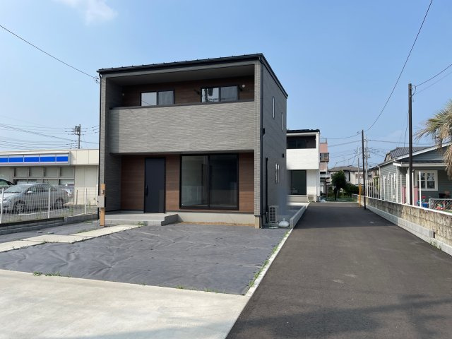 【前面道路含む現地写真】 | 深谷市上野台259　フルクラシル　新築戸建　全2棟　A号棟