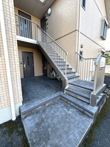 ハイエストメゾン山崎のエントランス