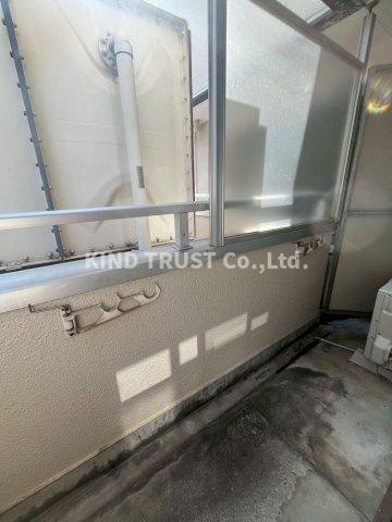 ロイヤルハイツ別所のバルコニー|落ち着いた時間を過ごせるバルコニーです