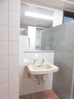 【洗面所】 | 男性用洗面台