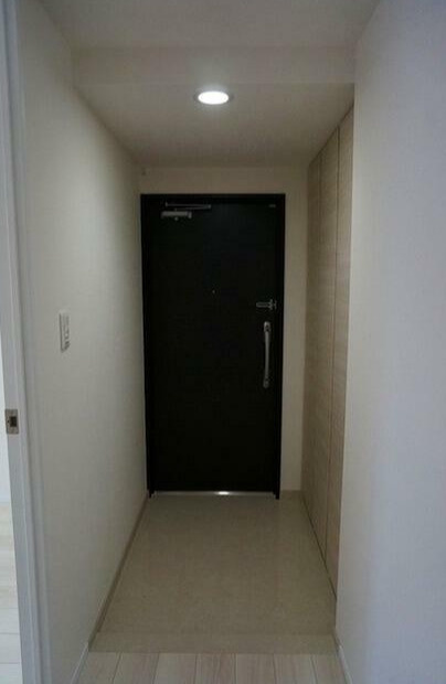 アンビエンテ駒込の玄関