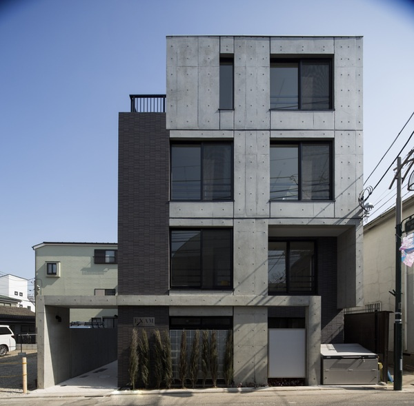 杉並区和泉１丁目の賃貸マンションの外観