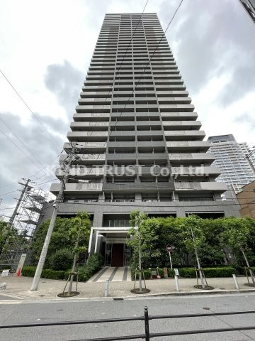 ローレルタワー梅田