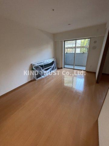 ローレルタワー梅田の居間・リビング|おしゃれな居間です