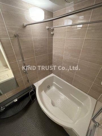 ローレルタワー梅田の浴室|きれいなお風呂です