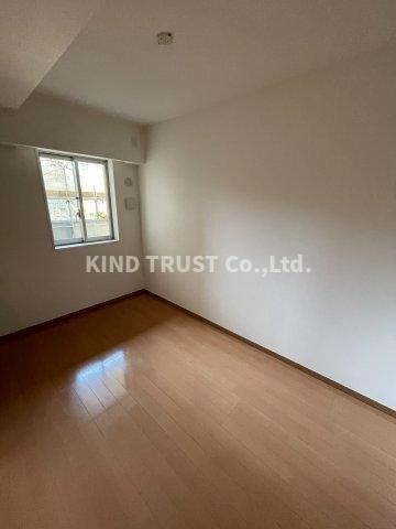 ローレルタワー梅田の居間・リビング|リビングです