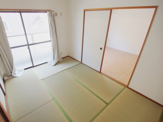 安芸郡海田町南幸町の賃貸マンションの和室