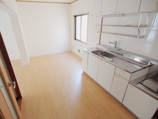 安芸郡海田町南幸町の賃貸マンションの居間・リビング