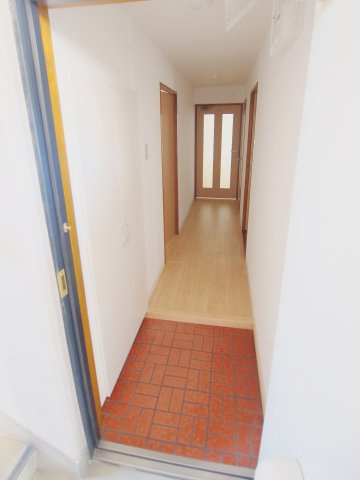 安芸郡海田町南幸町の賃貸マンションの玄関