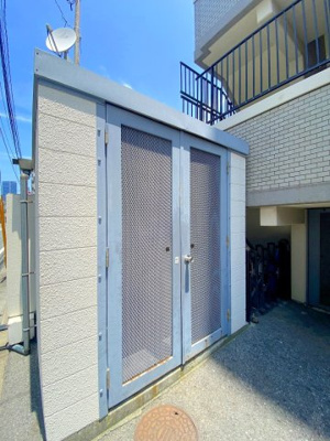 【その他共用部分】 | ラシュレ玉下 | ごみ置き場が敷地内にございます