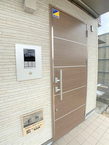 クレイノ拾五の玄関|設備・仕様は号室により異なる為、現況を優先致します。