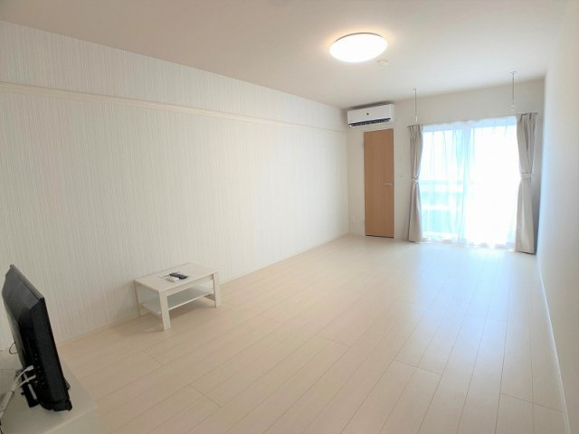 クレイノ拾五の居間・リビング|設備・仕様は号室により異なる為、現況を優先致します。
