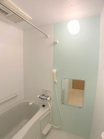 クレイノ拾五の浴室|設備・仕様は号室により異なる為、現況を優先致します。