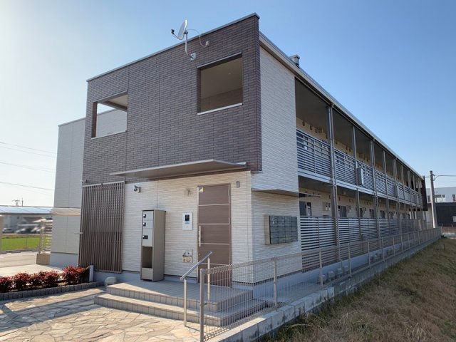 クレイノ拾五の外観|外観は落ち着いています