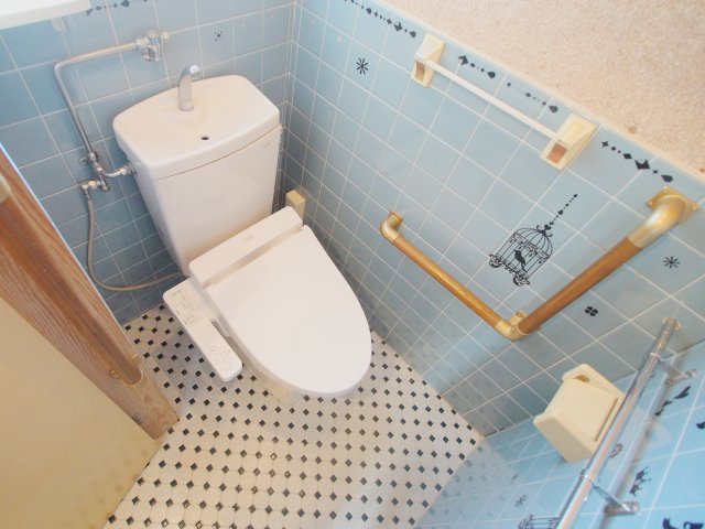 矢野東5丁目戸建のトイレ