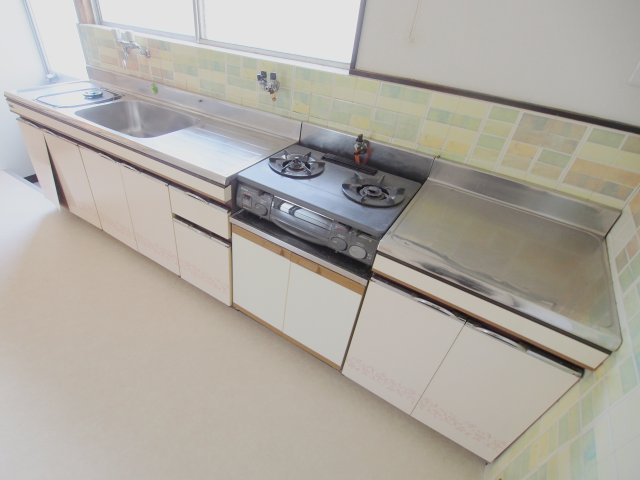 矢野東5丁目戸建のキッチン