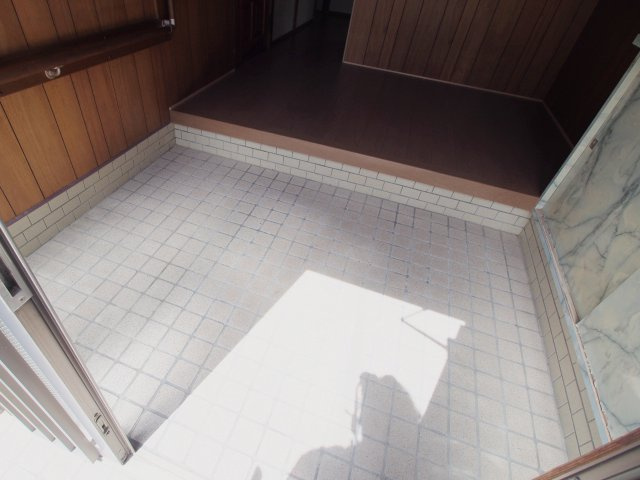 矢野東5丁目戸建の玄関