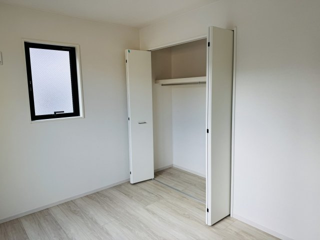 八王子市　椚田町　新築一戸建て　４期の収納|～収納力の高いクローゼット完備～