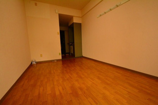 プリエールＪＲ塚口駅前の居間