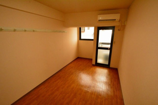 プリエールＪＲ塚口駅前の寝室