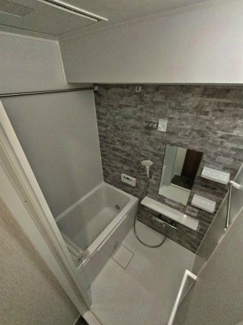 【浴室】 | サンマリーナ新子安 | 【サンマリーナ新子安】お風呂、シャワー等は新品を設置してます。