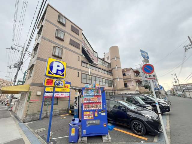 第2クリスタルハイツの外観