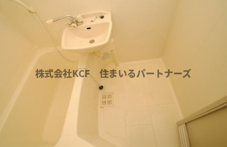 プレミール京町の浴室|日々の疲れを癒すお風呂付です