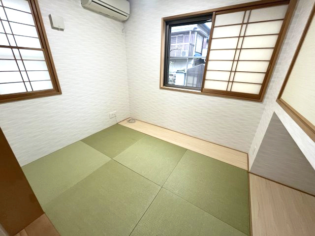 小手指南6丁目の和室|4.8帖の和室です！来客やご親族様のスペースにも利用できます！