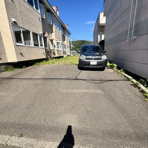 ココロハイツの駐車場