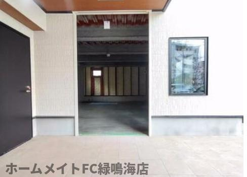 栗美ビル店舗の外観