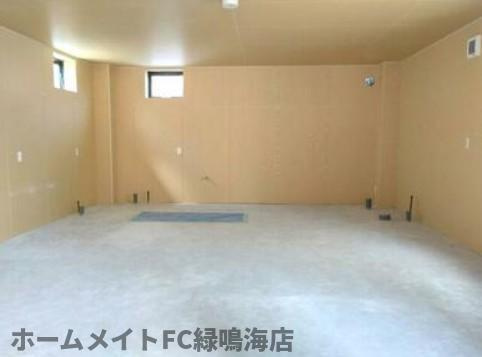 栗美ビル店舗の内装