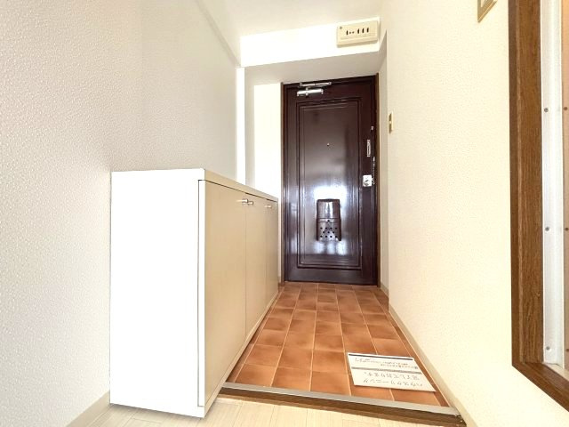 ウィズテリア蔵之内の玄関