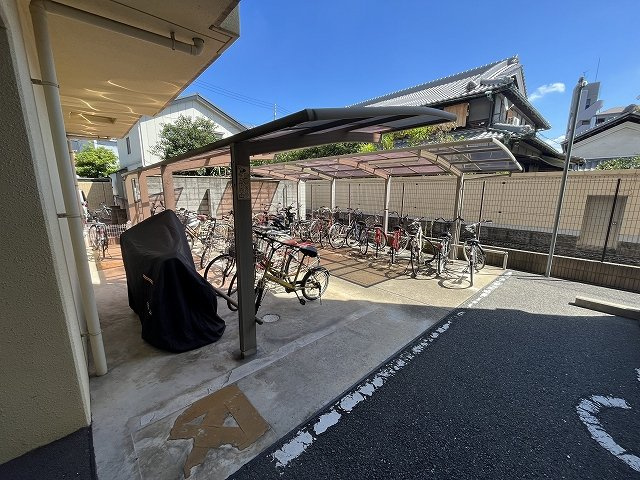 駐輪場です