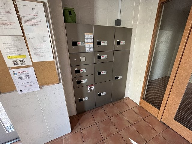 宅配ボックスです