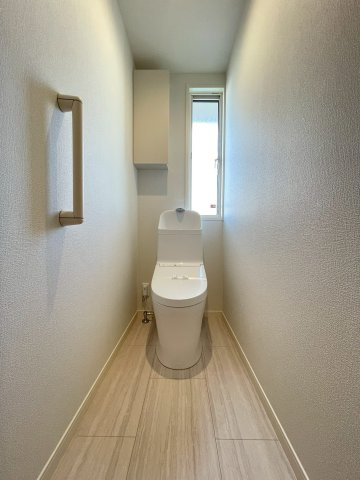 大明丘三丁目戸建てのトイレ