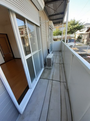 【バルコニー】 | レイクヒルズ２ | バルコニー