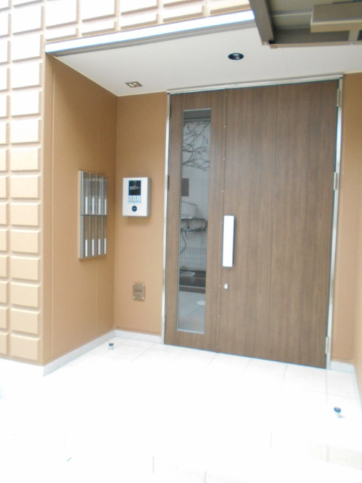 グランディアのエントランス|エントランス