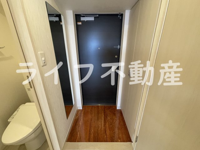 プレジオ永和ASIANの玄関|落ち着いた玄関です