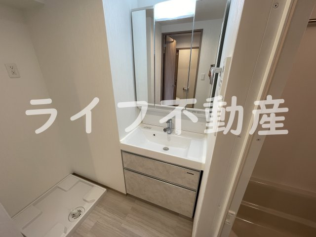 プレジオ永和ASIANの独立洗面台|朝の身支度には欠かせない独立洗面化粧台