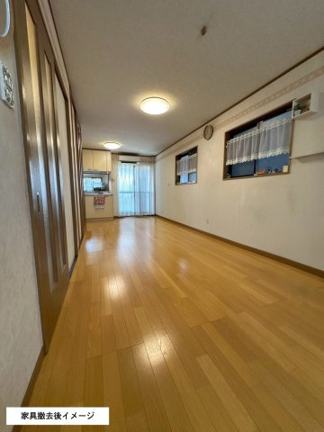 【居間・リビング】の画像