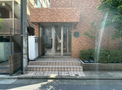 【エントランス】 | サンビューハイツ | 落ち着いたエントランスです