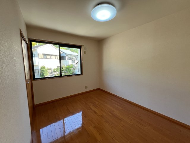 セジュールＭＩＫＩの洋室